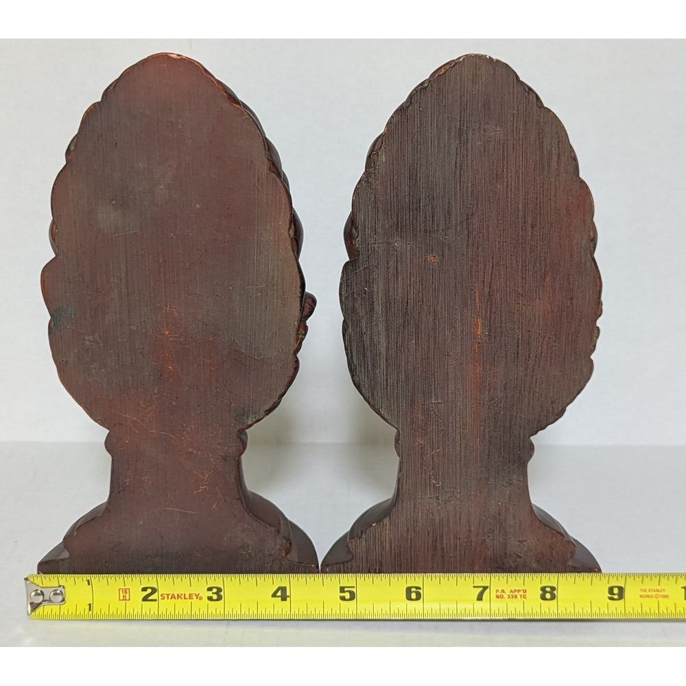 Classic Set Pineapple Bookends Stained Antique Brown Resin (2) 8 1/2" - Picture 5 of 14